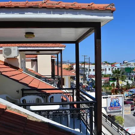 Montes & Hotell 2*