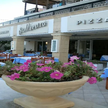 Montes & Hotell Alykanas (Zakynthos)