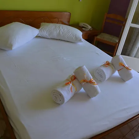 Montes & Hotell